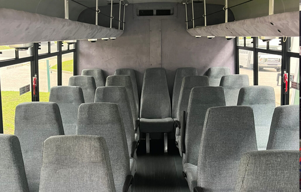 Queen Tour Niagara Falls Bus Interior N4